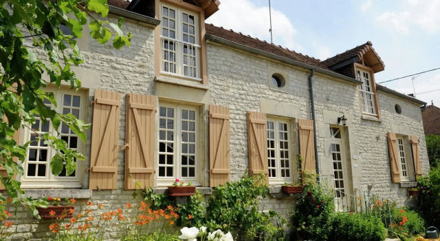 Romantic Gîte in Quiet Village for Champagne Lovers, Rezervasyon Otel Bligny 