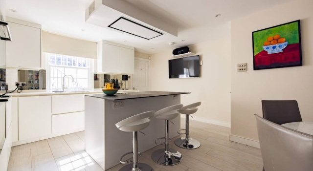 Коттедж Prince Luxe 4 Bedroom House in Chelsea