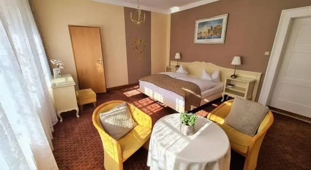 Landhotel, Rezervasyon Otel Reichenbach im Vogtland Vogtland