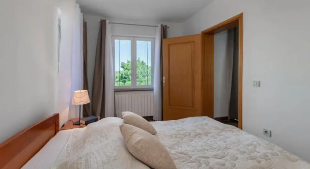 Amazing Apartment in Jadranovo With Outdoor Swimming Pool and Wifi, Забронировать Апартаменты/квартира Ядраново Приморско-Горанская жупания