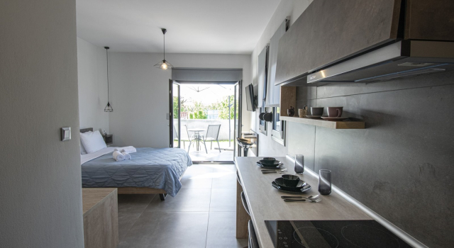 TheaSea Luxury Suites- Studio Suite 1, Buchen Sie Hotel Finikes Griechenland