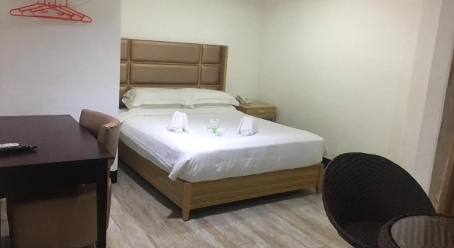 Номер Deluxe Jeamco Royal Hotel-Palawan