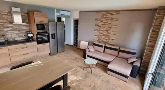 Апартаменты Rêves de vie, appartement vue mer, piscine non chauffée et spa privatifs