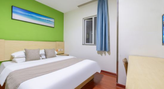 Двухместный номер Standard 7 Days Inn Foshan Dongfang Plaza Wal-Mart Branch