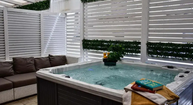 Полулюкс Abside Suite & Spa