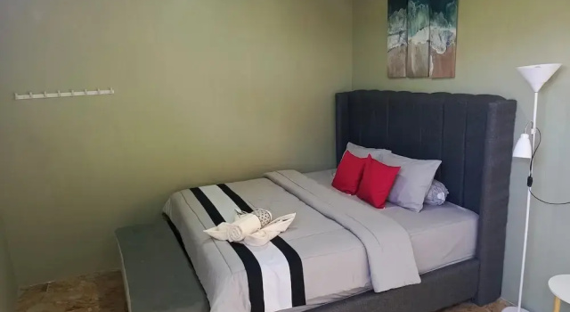 DeBali Villa Countryside by Simply Homy, Book Villa Sommerhuse i Garut, Hytte