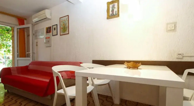 Apartments Branko 1348