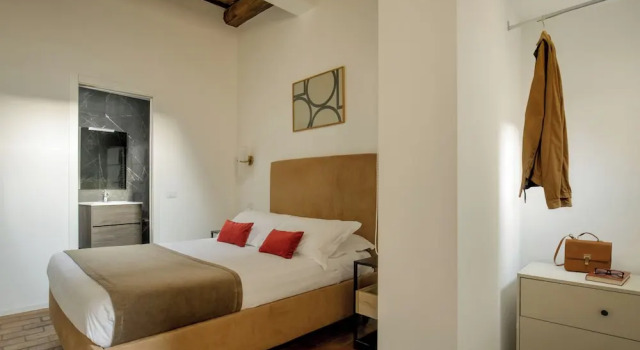 Двухместный номер Economy Signature Rooms by Hannah Hotels Collection