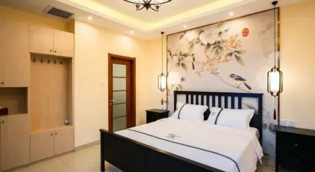 Люкс с 2 комнатами с видом на внутренний двор Flower Inn Hotel