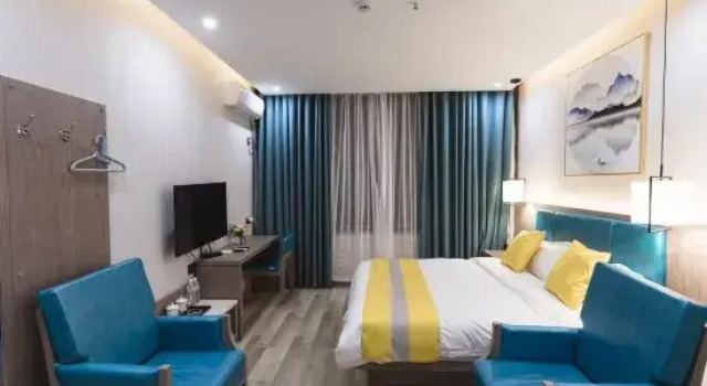 Boyu Garden Hotel, Rezerwuj Hotel Hotele w Menghai z parkingiem, Parking