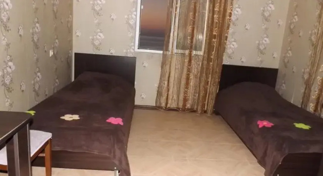 Guesthouse On Queen Tamar 23, Book Guesthouse Batumi 