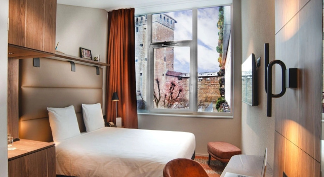 Одноместный номер Standard с видом на город Mercure Fribourg Centre Remparts