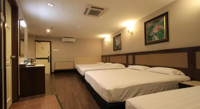 Семейный номер Standard Ming Paragon Hotel