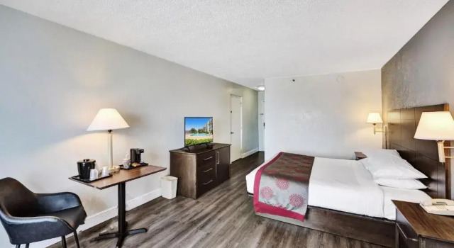 Номер Deluxe Plaza Hotel Fort Lauderdale