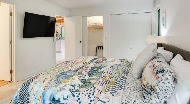 Hendersonville Vacation Rental w/ Private Hot Tub!, Foglalás Nyaraló Hendersonville Észak-Karolina