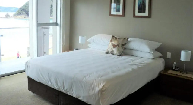 Апартаменты Edgewater Palms Apartments