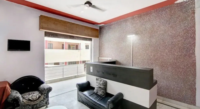 Hotel Yuvraj Grand by OYO Rooms
