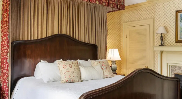 The Inn at Erlowest, Book Pension SPA-hoteller i New York State, SPA