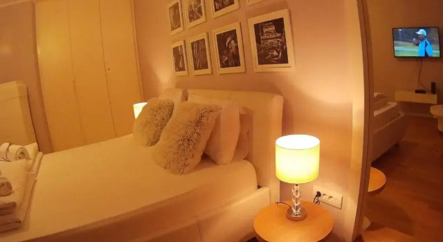 Balkan-inn Parlament Lux apartment, Забронировать Апартаменты/квартира Отели Белграда с парковкой, рядом с Музей Николы Тесла, Парковка