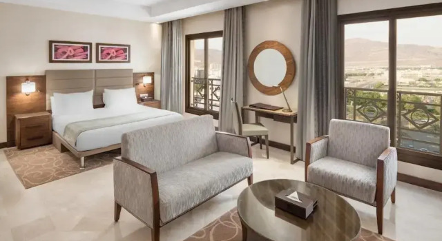 Двухместный люкс для гостей с ограниченными возможностями Copthorne Makkah Al Naseem