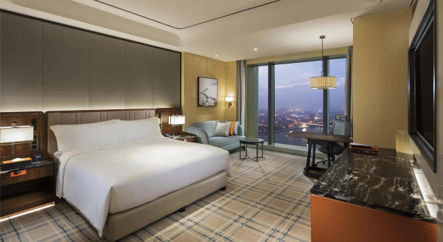 Номер Standard с видом на реку Hilton Fuzhou