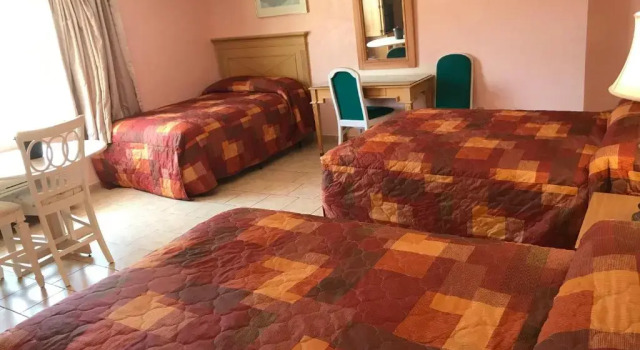 Трёхместный номер Standard El Ray Motel