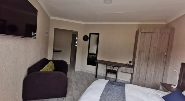 Up21 Guest House, Buchen Sie Pension Boksburg Gauteng
