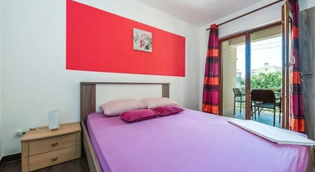 Apartment Lara 1Km From Sea