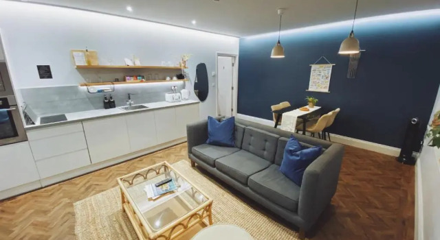 Апартаменты Deluxe HIDEOUT Hotel