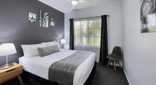 Апартаменты с 2 комнатами Colonial Motel & Apartments