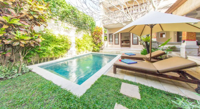 Вилла с 4 комнатами Asri Jewel Villas & Spa