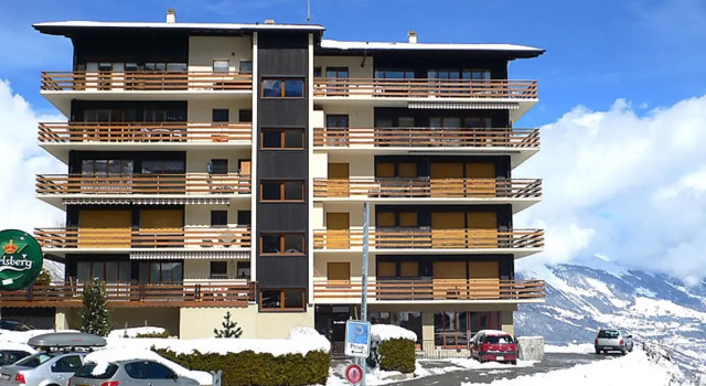 Apartment Les Arolles A1 by Interhome, Prenota Appartamento Nendaz 