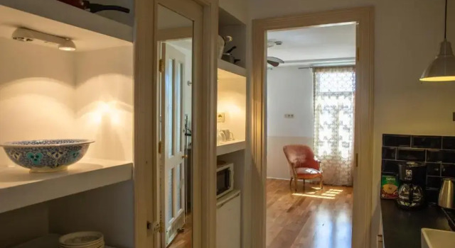 Апартаменты с балконом Chiconomy Suites
