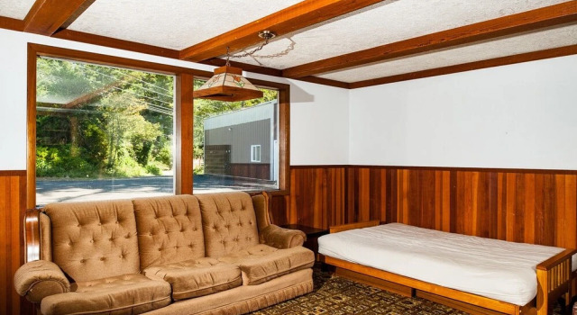 Bay View Retreat for 21 Guests 5 Br home by RedAwning, Prenota Hotel Newport 