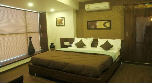 Hotel S S Inn, Réserver Hôtel Rajkot Gujarat