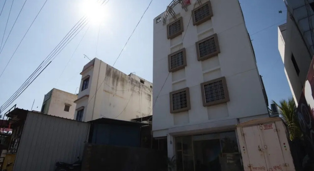 Sumiran Plaza By OYO Rooms, Rezerwuj Hotel Shirdi 