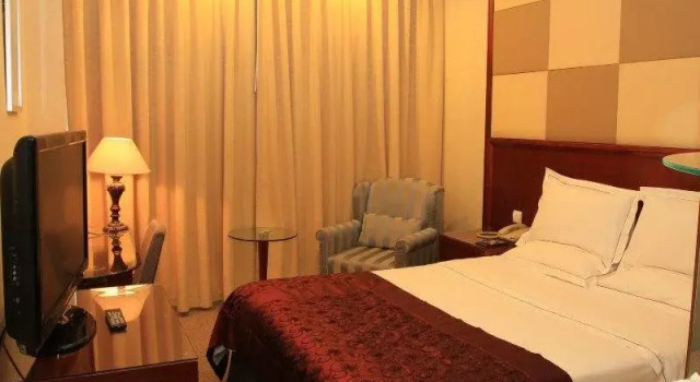 Binhe No 9 Hotel