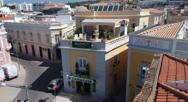 Allons-y Guesthouse
