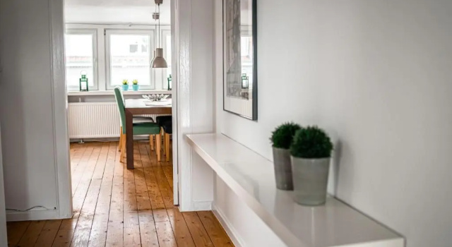 Schönes City-Apartment mit 2 Schlafzimmer, Parkplatz, ruhig und hell, D46-DG, Varaa Huoneisto Oldenburg 