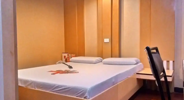 Номер Deluxe Hotel Sogo Quezon Avenue