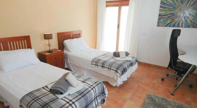 Villa Montana baja - A Stunning 7 Bedroom Villa - Perfect For Large Families And Friends