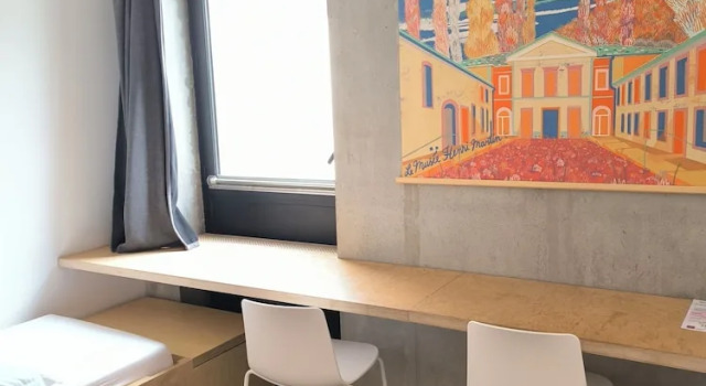 Кровать в общем номере Auberge de Jeunesse HI Cahors