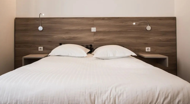Hotel Les Voyageurs, Забронировать Отель Модан Maurienne Valley