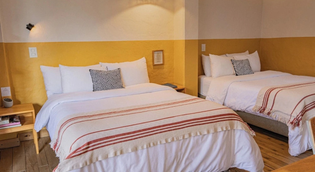 Четырёхместный семейный номер Standard с балконом Hotel Plantación
