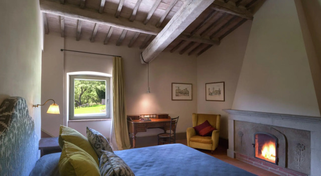 Villa in Tuscany with Organic Wine Estate, Book Villa Hotels in Arezzo with a Pool, Swimming Pool