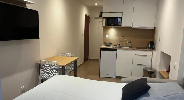 Студия Charmant Studio Au Cœur de la Rue Fesch D'ajaccio
