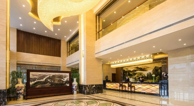 Ramada Huize, Book Hotel Hoteller i Qujing med pool, Swimmingpool