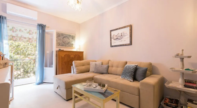 Stylish comfy apartment in Corfu city By Konnect, Забронировать Апартаменты/квартира Рода 