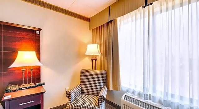 Люкс OYO Hotel East Hanover NJ-10