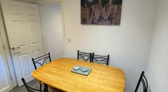 2 Laurel Court, Забронировать Отель Отели Англии 3 звезды, 3*